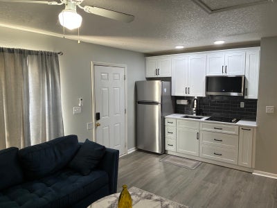 Beautiful One BR Apartment  Main Photo