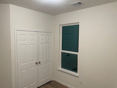 Room - move today ,all bills included in katy   Main Photo