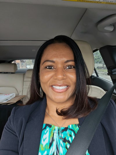 Government worker looking for room in LA Main Photo