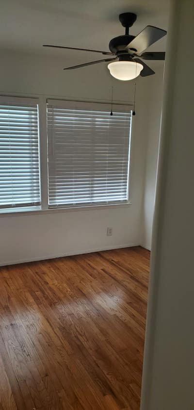 One Bedroom with Private Bathroom Main Photo