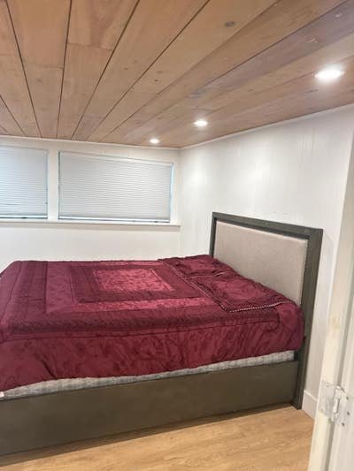 Furnished Room for Rent- Water and Light Included  Main Photo