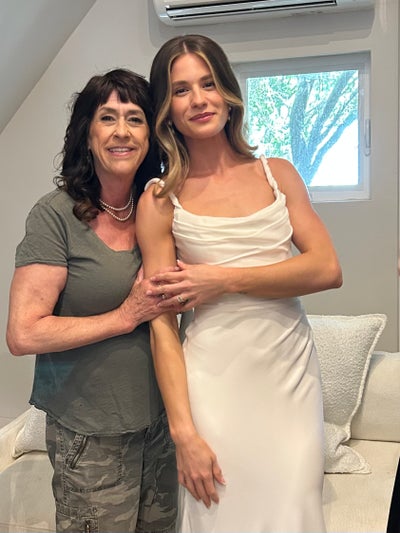 Responsible woman looking for Simi Valley room Main Photo