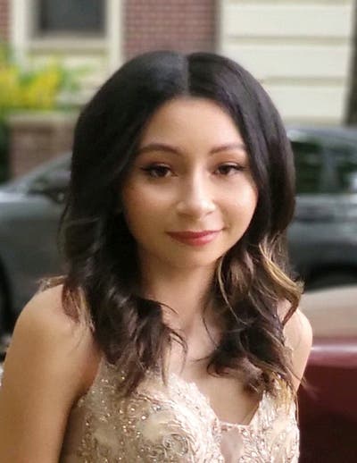 21 year old Female seeks a small or large room Main Photo