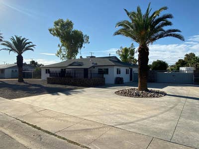 1 bedroom 1 bath private room only Main Photo