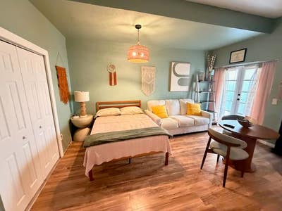 Lakefront Retreat in Exclusive Private Community Main Photo