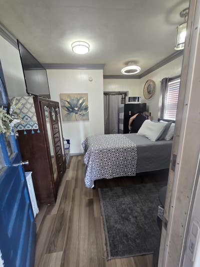 Private room with bath own entrance  Main Photo