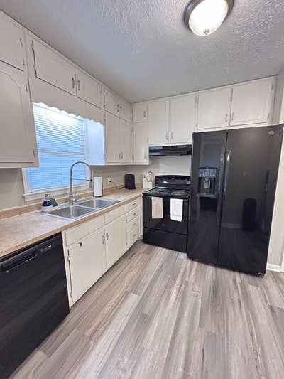  Newly Renovated Decatur Home | Private Ensuite Ba Main Photo