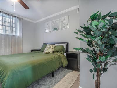 Bush Mountain Home Main Photo