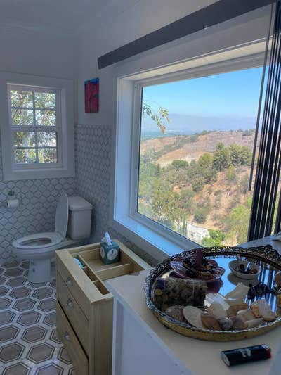 Sunrise Room Over Sherman Oaks Hills Main Photo