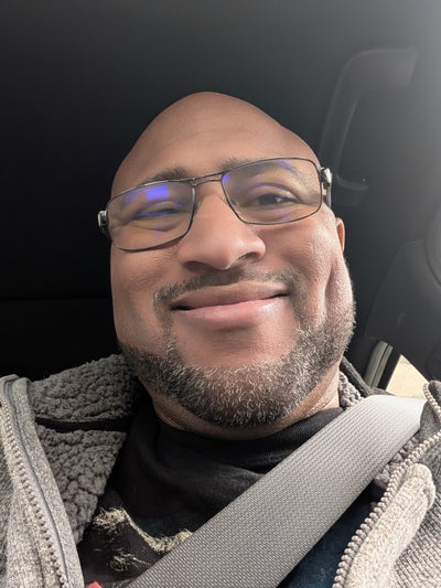 Room wanted in Newport Beach, CA Main Photo