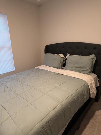 A nice cozy one bedroom  Main Photo