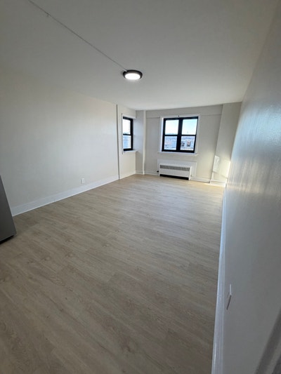 Beautiful Studio Apartment Now Available In East O Main Photo