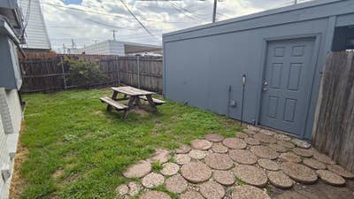 3 bedroom townhouse in NW Dallas Main Photo