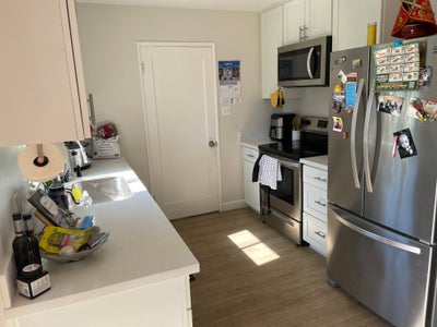 Room for rent  Main Photo