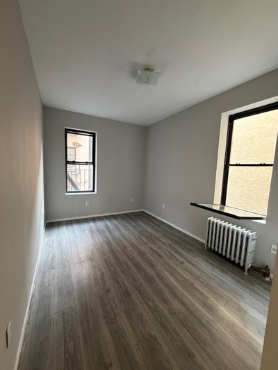 Rooms in 2BR Apartment | $1,470–$1,525 | E Harlem Main Photo