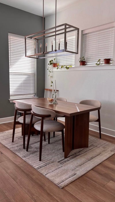 Looking for Female Roomate Main Photo