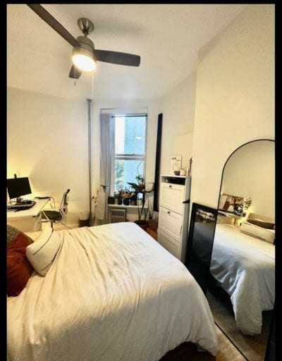 Charming Bedroom in Greenpoint Brooklyn  Main Photo