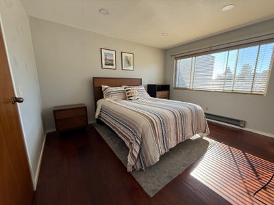 Private Room in Spacious Apartment – Lake Merritt  Main Photo