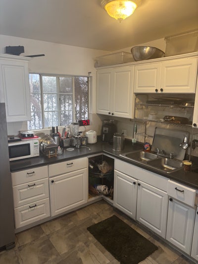 Bedroom in Sunny SaMo :) Main Photo