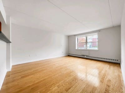 Roommate wanted to Co-Sign Lease Main Photo