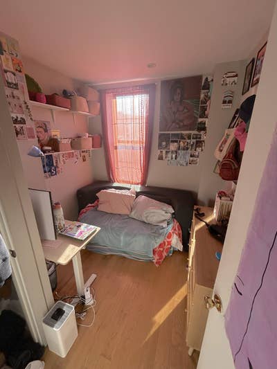 Private Room in a 4 Bedroom in Bushwick Main Photo