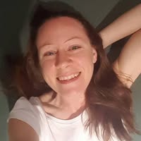 Responsible woman looking for Los Angeles room Main Photo