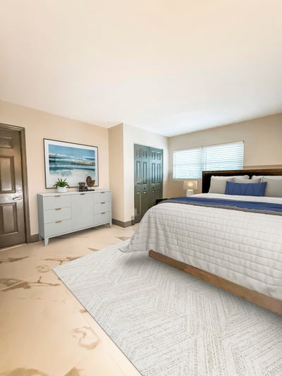 RARE Find  Modern and Comfy Town N Country Home. D Main Photo