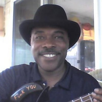 Room wanted in Detroit Main Photo