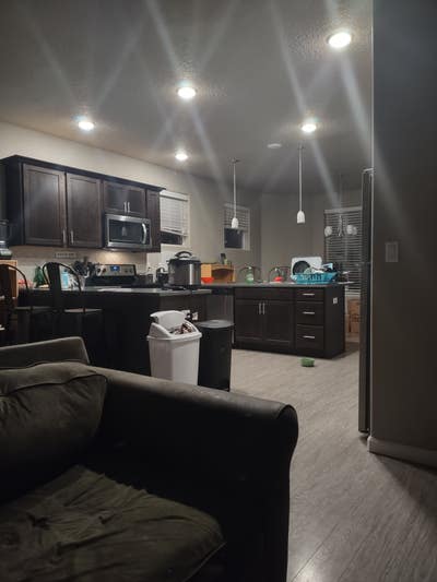 Room in nice modern townhouse available now Main Photo