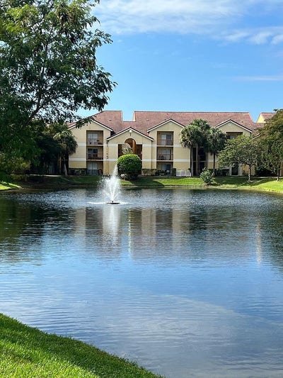 Private Room & Bathroom For Rent Now Main Photo