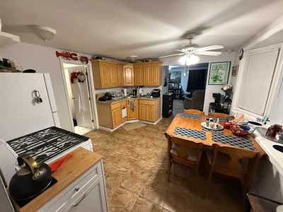 Affordable Room In Spacious 2 BR, Island Park Main Photo