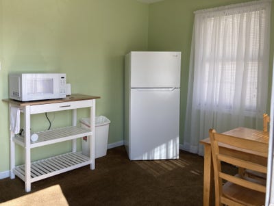 Private Room For Rent, Private Bathroom & Sunroom  Main Photo