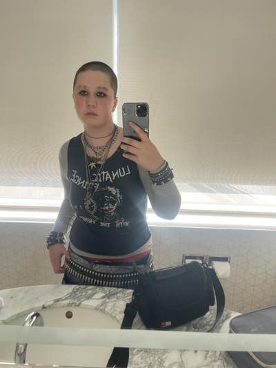 Student looking for a room in West LA Main Photo