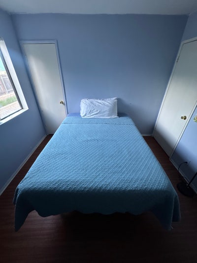 Small Room For Rent with Private 1/2 Bathroom Main Photo