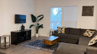 Modern Leander Home Main Photo