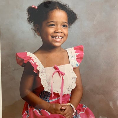 37 year old woman looking for a room in LA Main Photo