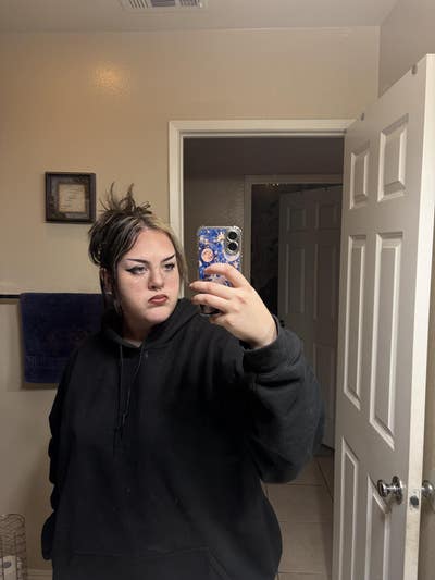 Student looking for a room in Los Angeles Main Photo