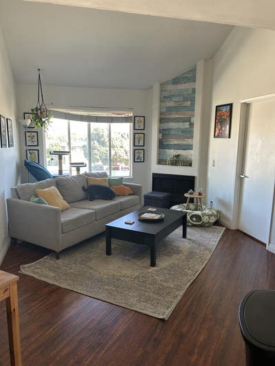 Light and Airy Bedroom with En Suite and Balcony Main Photo