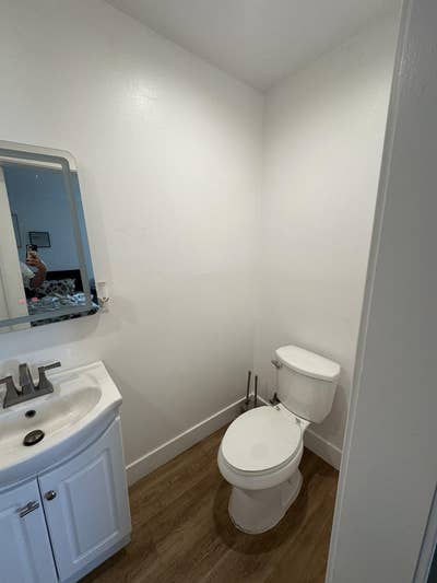 Private Bedroom with a Private Bathroom Main Photo