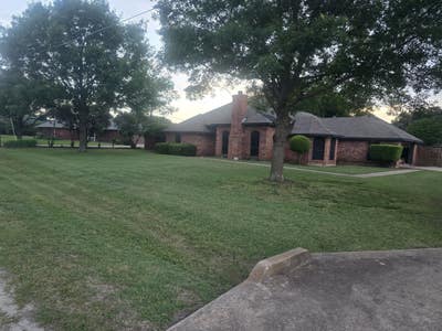 Country Living  Main Photo