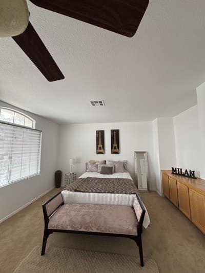 Summerlin south safe great shopping plazas .Clean, Main Photo