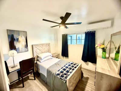 $700 Room for Rent in San Bernardino Near Calstate Main Photo