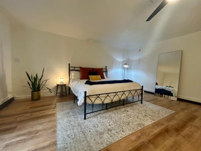 Studio-sized Room for Rent in Garland- Firewheel  Main Photo