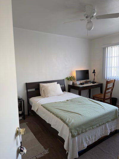 Private Room in West LA Main Photo