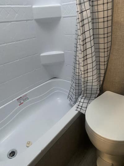 Room for rent  Main Photo