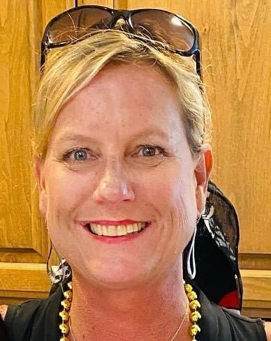 Reliable female looking for room in Huntington Main Photo