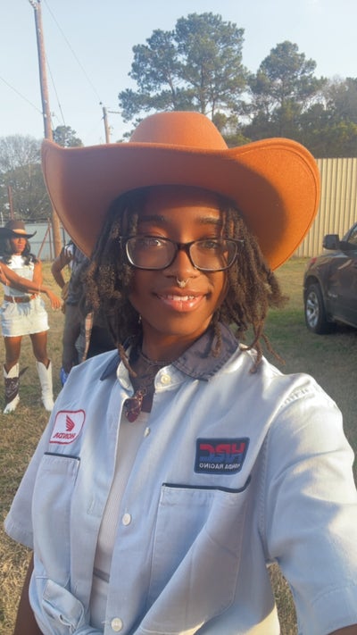 Room wanted in Houston Main Photo