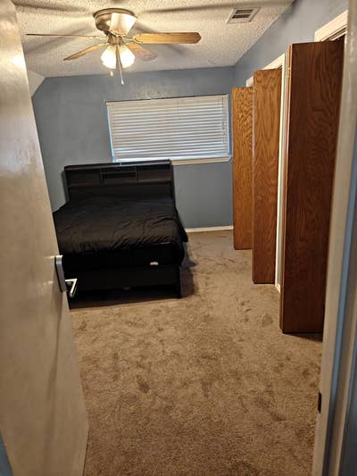 10x10 pre furnished room Main Photo