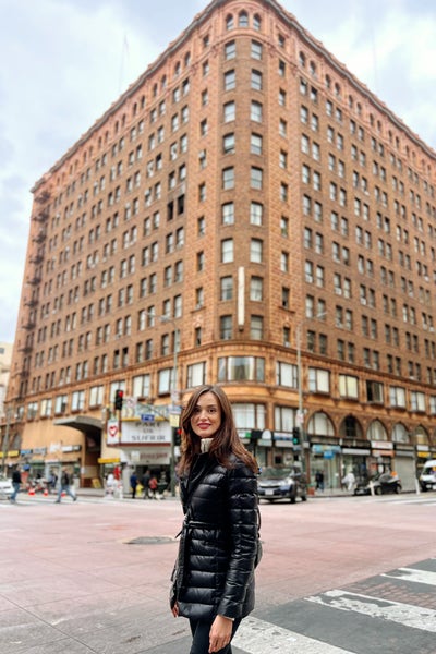 32 year old female looking for West Hollywood room Main Photo