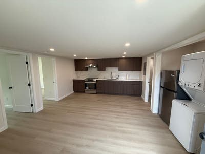 Daly City- Looking for roommate to take over lease Main Photo